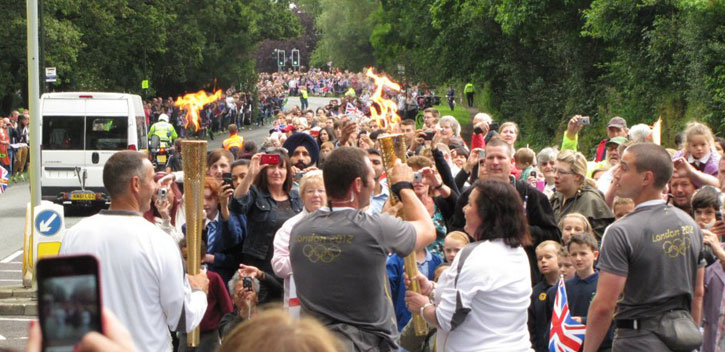 Olympic-Torch-Run-029.jpg