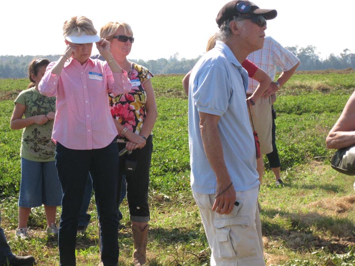 Sigafoose Farms_Peanuts_2012 Farm Tour 010.jpg