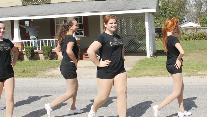 NHS-Parade-048.jpg