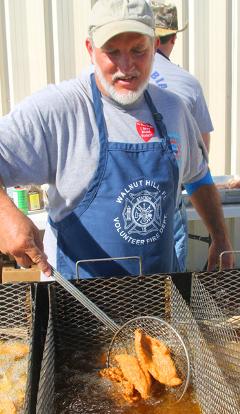 WHVFD-Fish-Fry-039.jpg