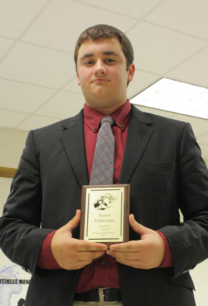 NHS-Football-Banquet230.jpg