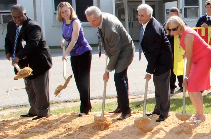 EWMS-Groundbreaking146.jpg