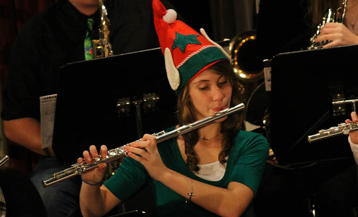 NHS-Band-Christmas211