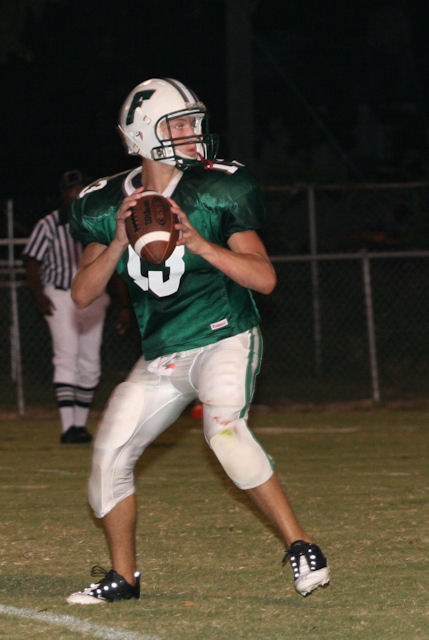 QB Jacob Newton back for the pass