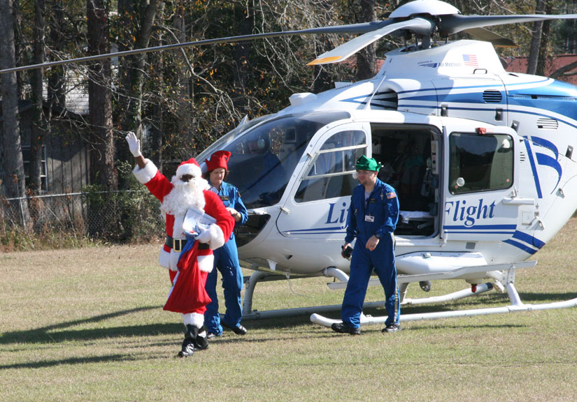 santalifeflight10.jpg
