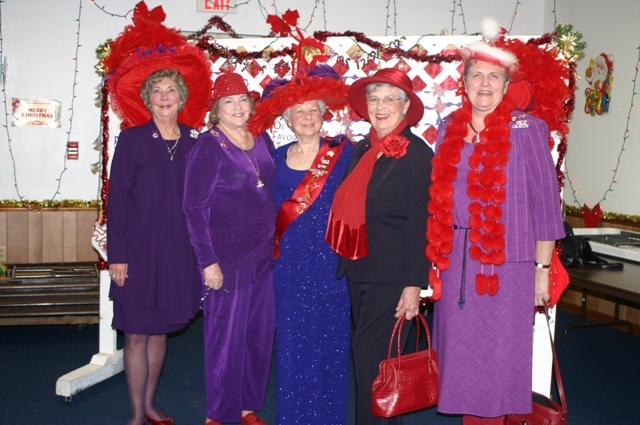 redhatladies05.JPG