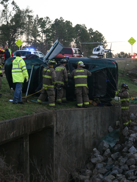 hwy29rollover22.jpg