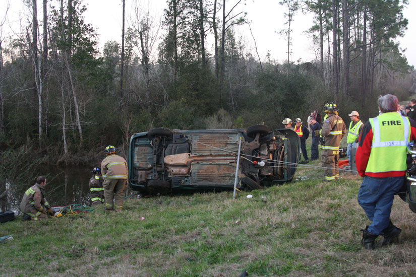 hwy29rollover31.jpg