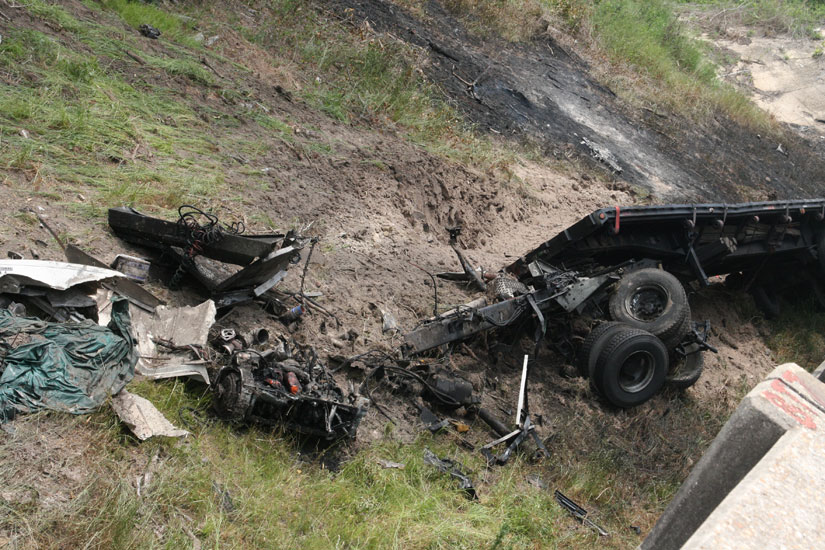 I-65-Truck-Crash10.jpg