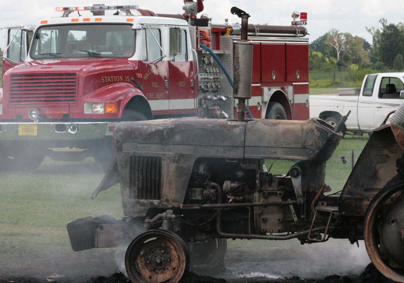Tractor-Fire-33.jpg