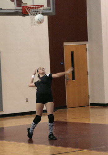 NHS-Volleyball-Catholic-42.jpg