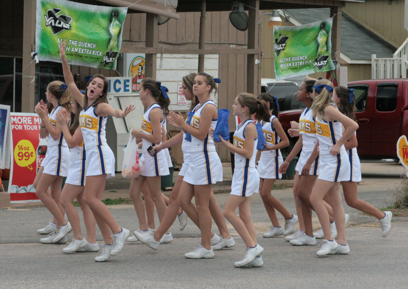 NHS-Parade-160.jpg