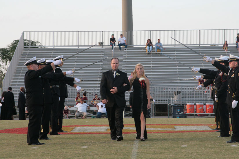 Homecoming-Court-75o.jpg