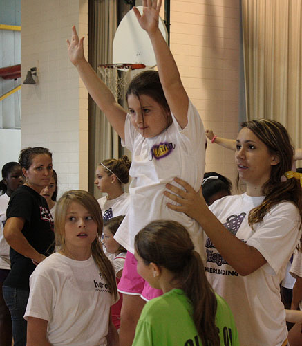 EWMS-Mini-Cheerleaders-31.jpg