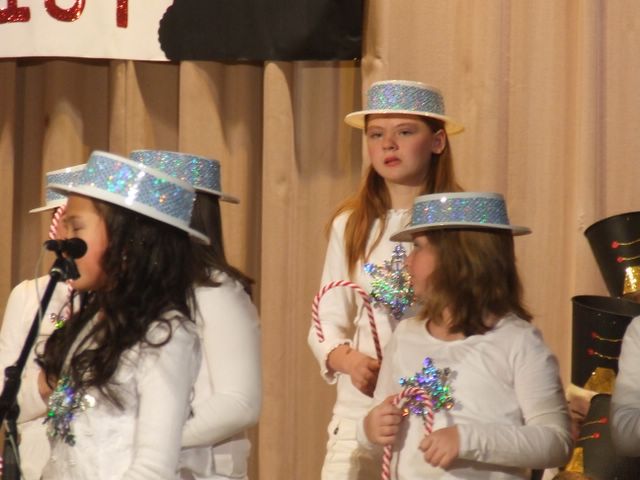 byrneville3rdthrough5thchristmasplay_129.jpg
