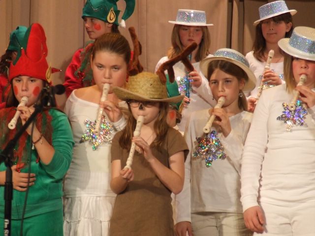 byrneville3rdthrough5thchristmasplay_151.jpg