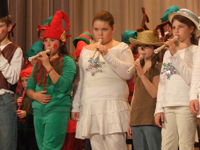 byrneville3rdthrough5thchristmasplay_154.jpg