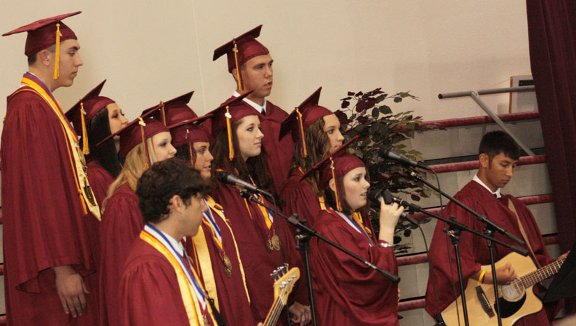 NHS-2010-Grad-065.jpg