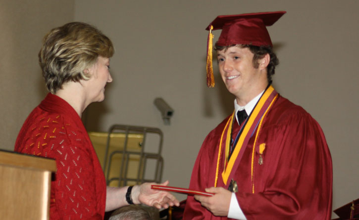NHS-2010-Grad-304.jpg