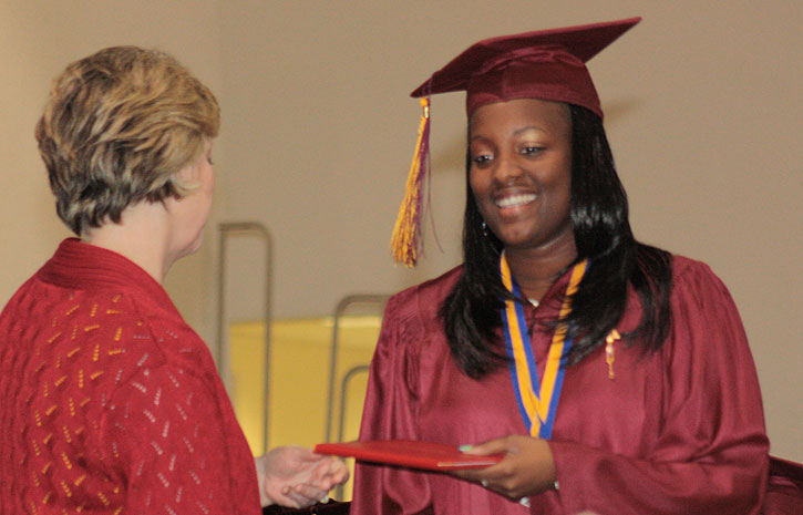 NHS-2010-Grad-380c.jpg