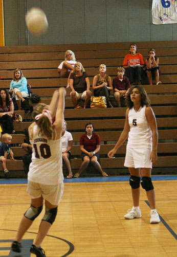 EWMS-EA-Volleyball-040.jpg