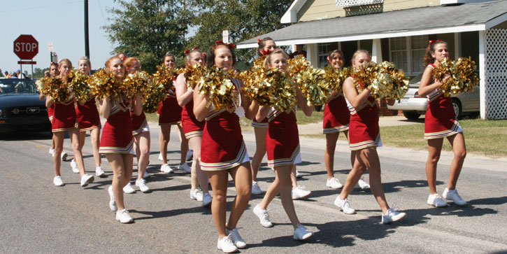NHS-Homecoming-Parade-222.jpg