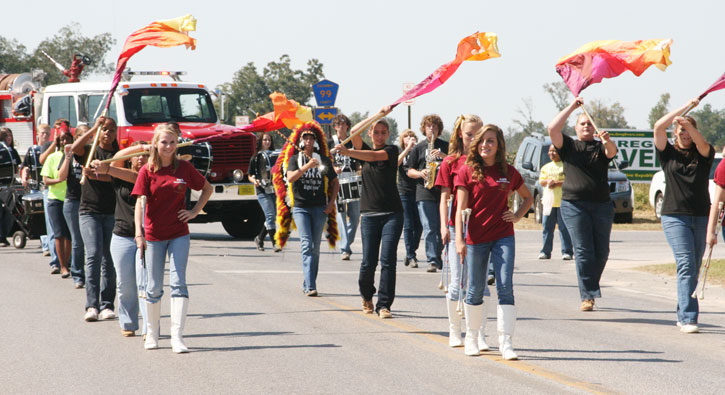 NHS-Homecoming-Parade-242.jpg