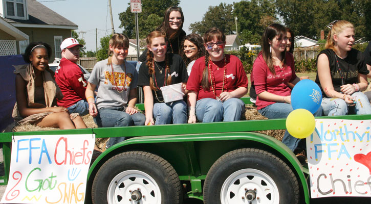NHS-Homecoming-Parade-334.jpg
