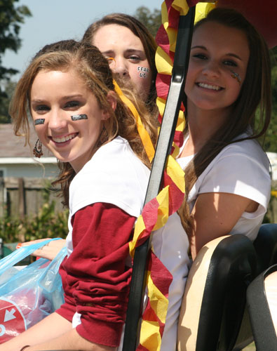 NHS-Homecoming-Parade-349.jpg