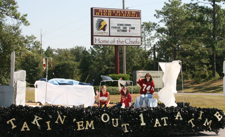 NHS-Homecoming-Parade-421.jpg
