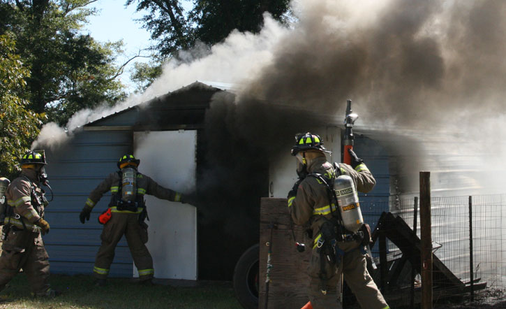 shed-fire-023.jpg