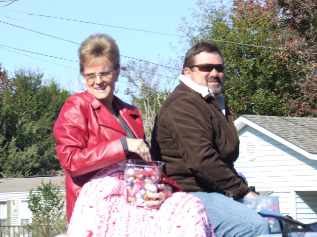 sm.2010 Jay Christmas parade and fest 018.JPG