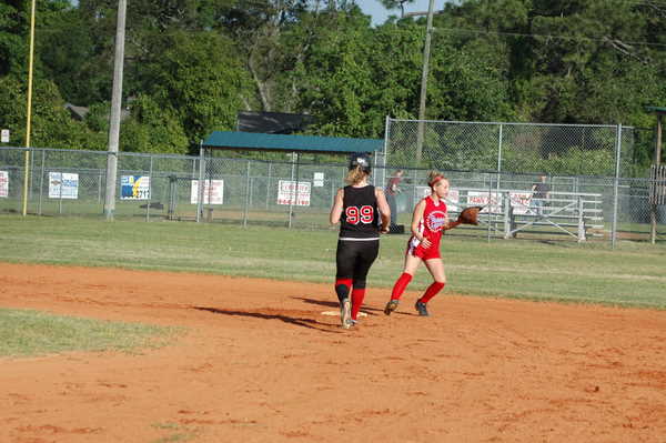 Molino-Softball-042.JPG