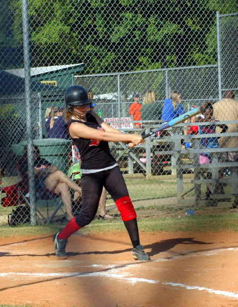 Molino-Softball-067.JPG