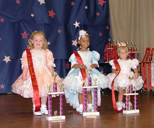 Stephanie Blocker, Makenna Anderson, Olivia Beasley 1-3