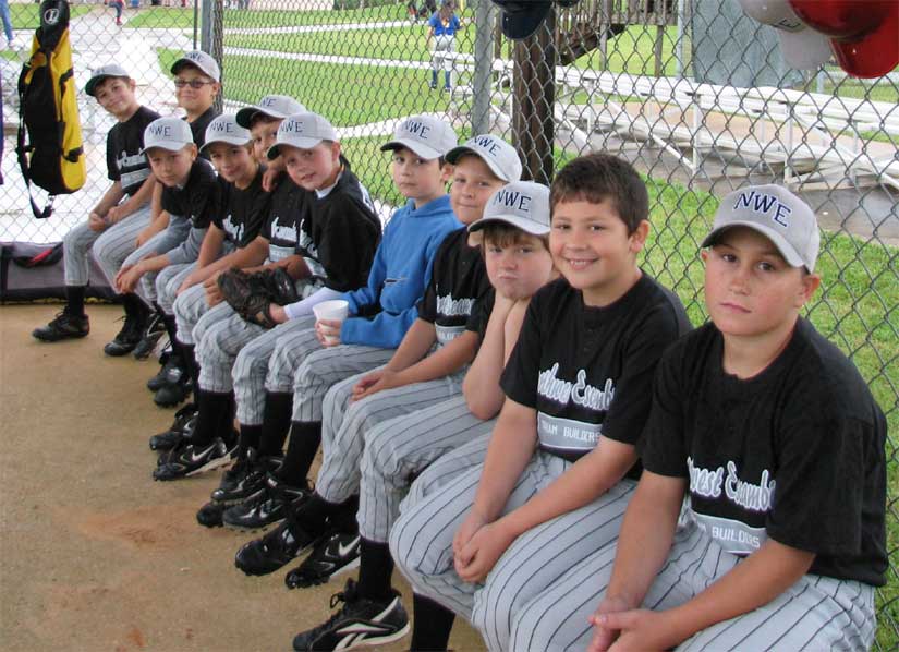 NWE Hammer Heads ready for the game