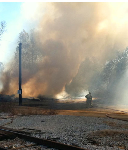 Railroad-Yard-Fire-038.jpg