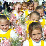 NWE Mini Cheerleaders Competition