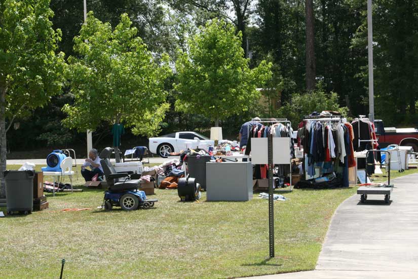 yardsalecc11.jpg