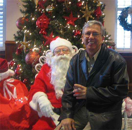 Escambia County Bank Makes Christmas Contribution To Century Care