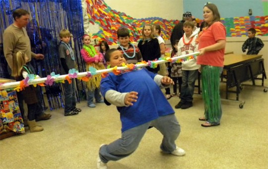 Byrneville-Literacy-Luau-12