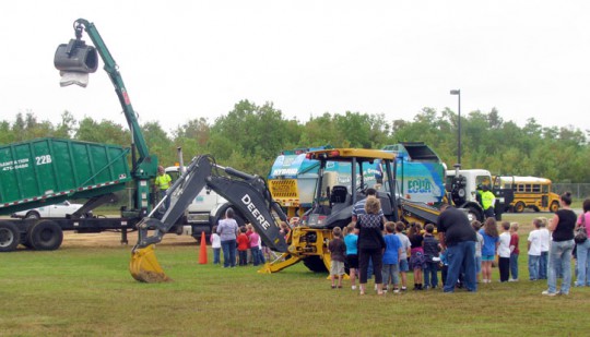 Molino-Park-Helpers-Day-017