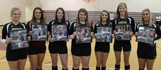 vball-senior-night-114