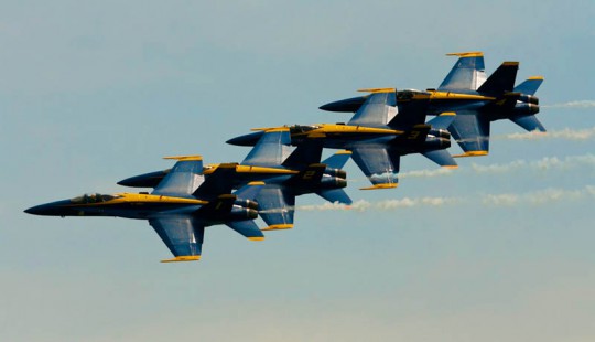 Blue-Angels-Sat-327