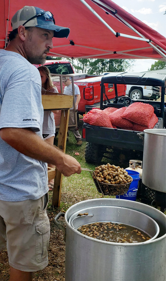 Jay Peanut Festival Draws Thousands (With Photo Gallery