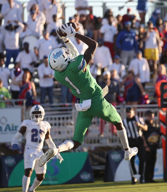 UWF-Football-5542