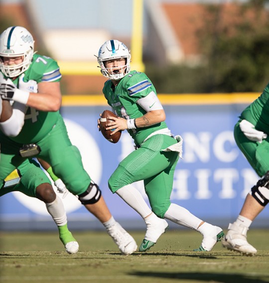 UWF-Football-5544