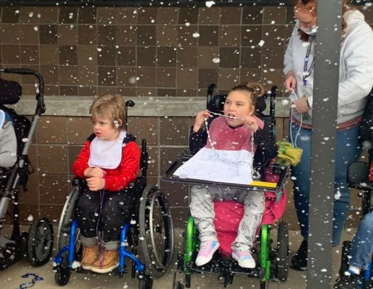 Westgate-Snow-Santa-1008