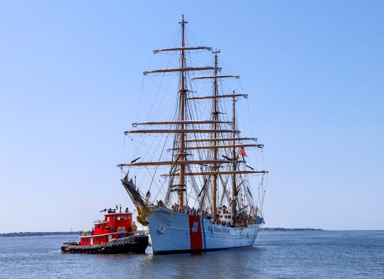 Tall-Ship-Eagle-1812