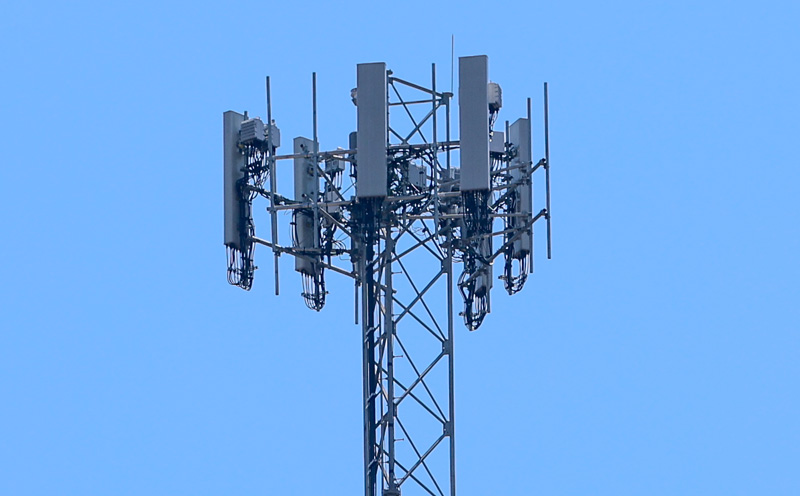 T-Mobile provides mini cell towers for customers - ABC7 Chicago